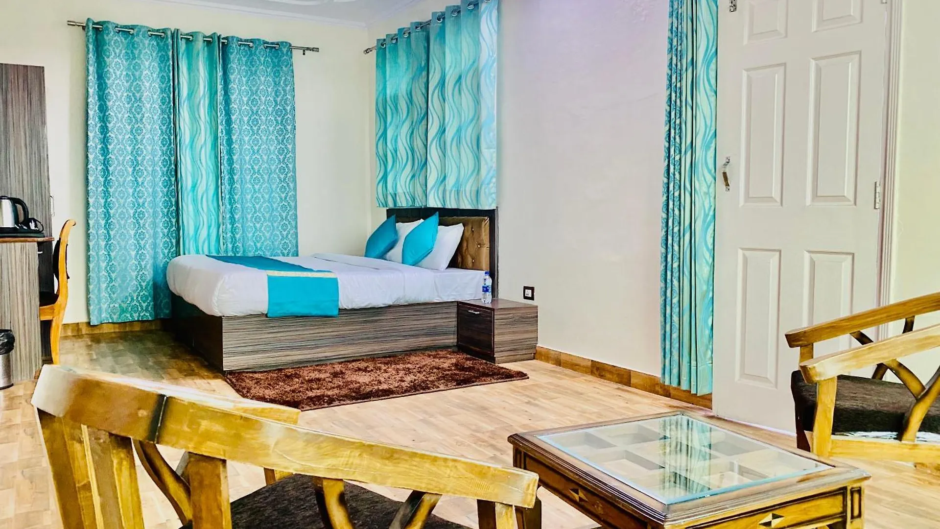 Royal Green Valley View Mashobra Shimla Hotell